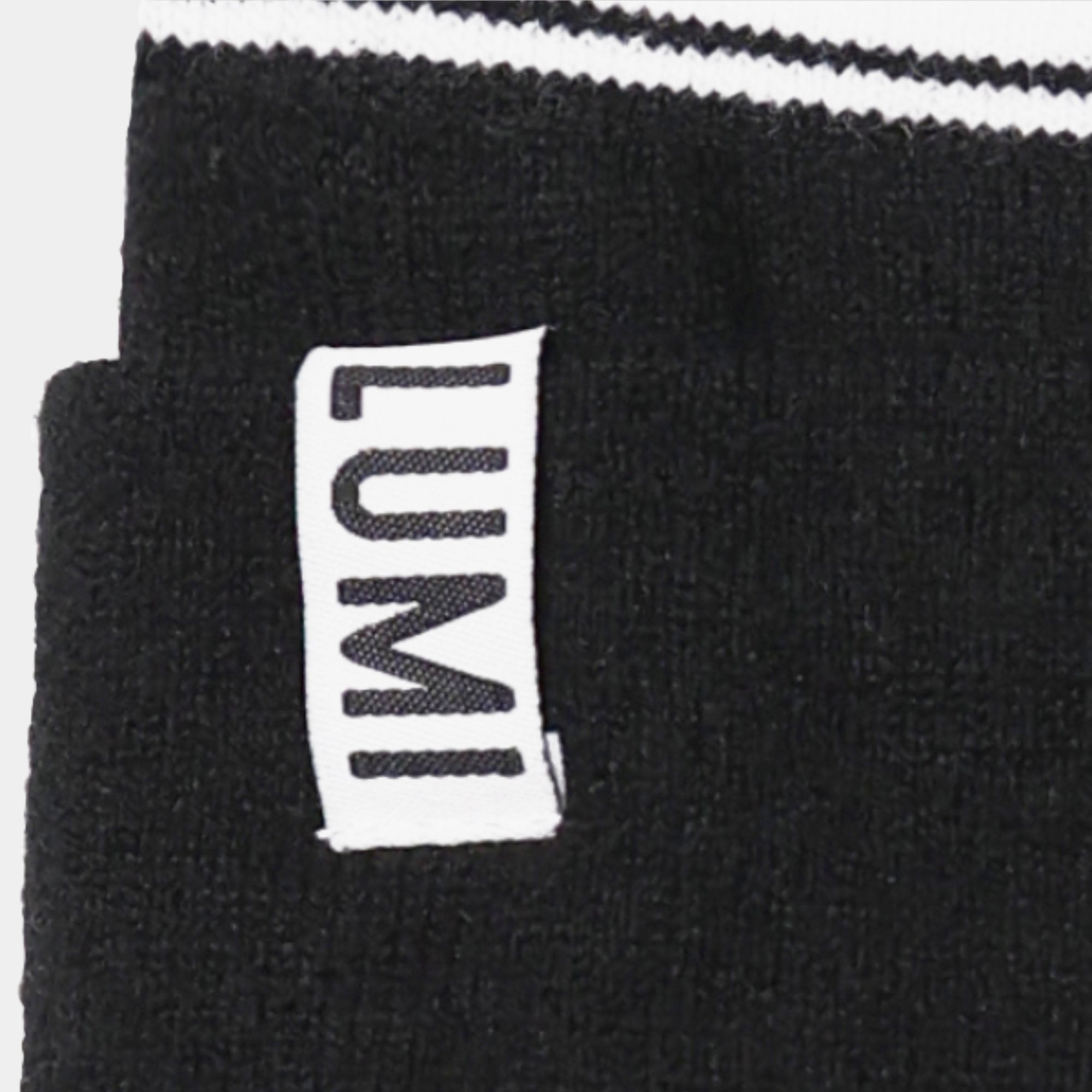 LUMI Bobble Hat Black Logo Tab